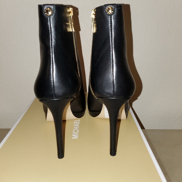Michael Kors Sammy Leather Platform Boot - Picture 6 of 8